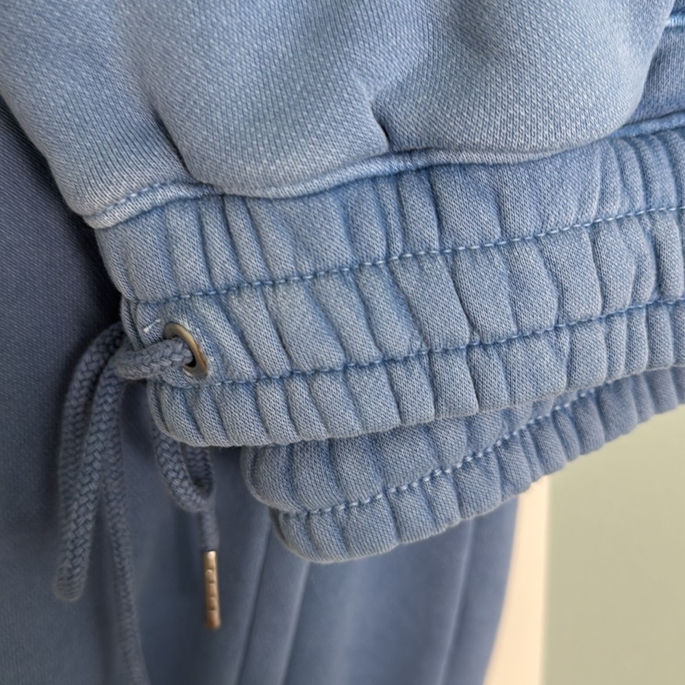 ABERCROMBIE AND FITCH Essential Sunday Sweatpants, Size XSMALL - Picture 2 of 5